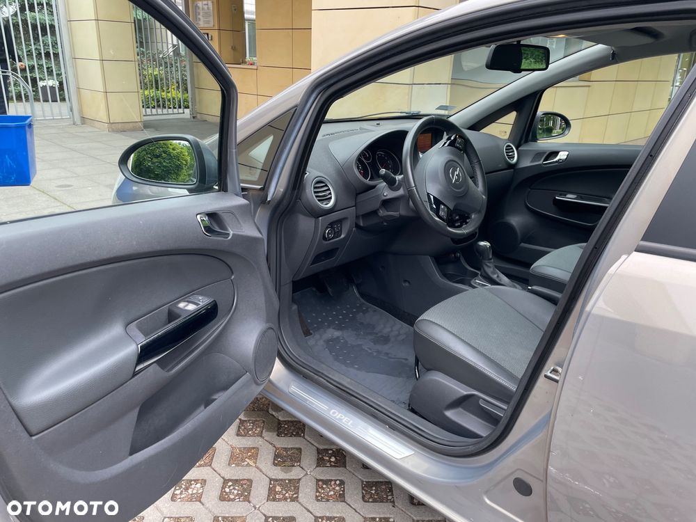 Opel Corsa - 10