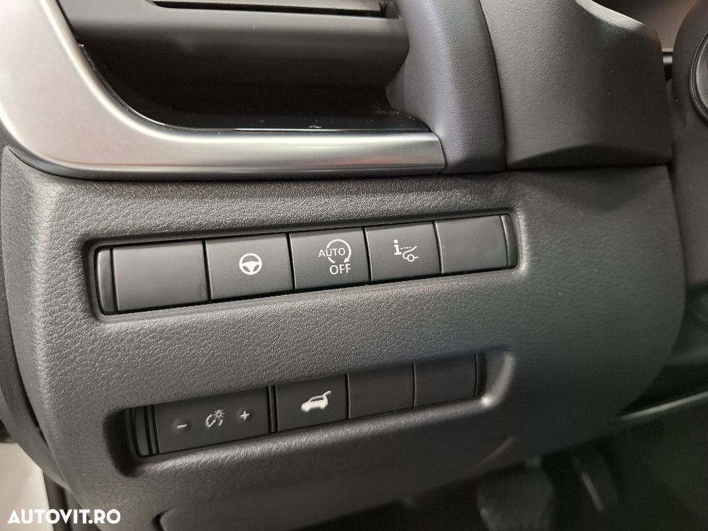Nissan Qashqai 1.3 l MHEV X-Tronic 4WD Tekna - 22