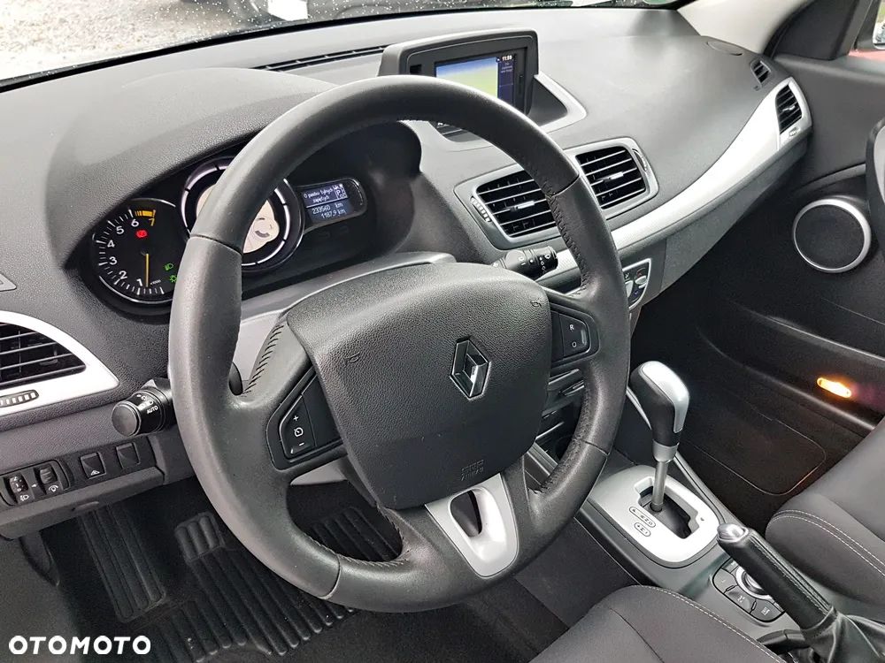 Renault Megane Grandtour 2.0 140 CVT Dynamique - 15
