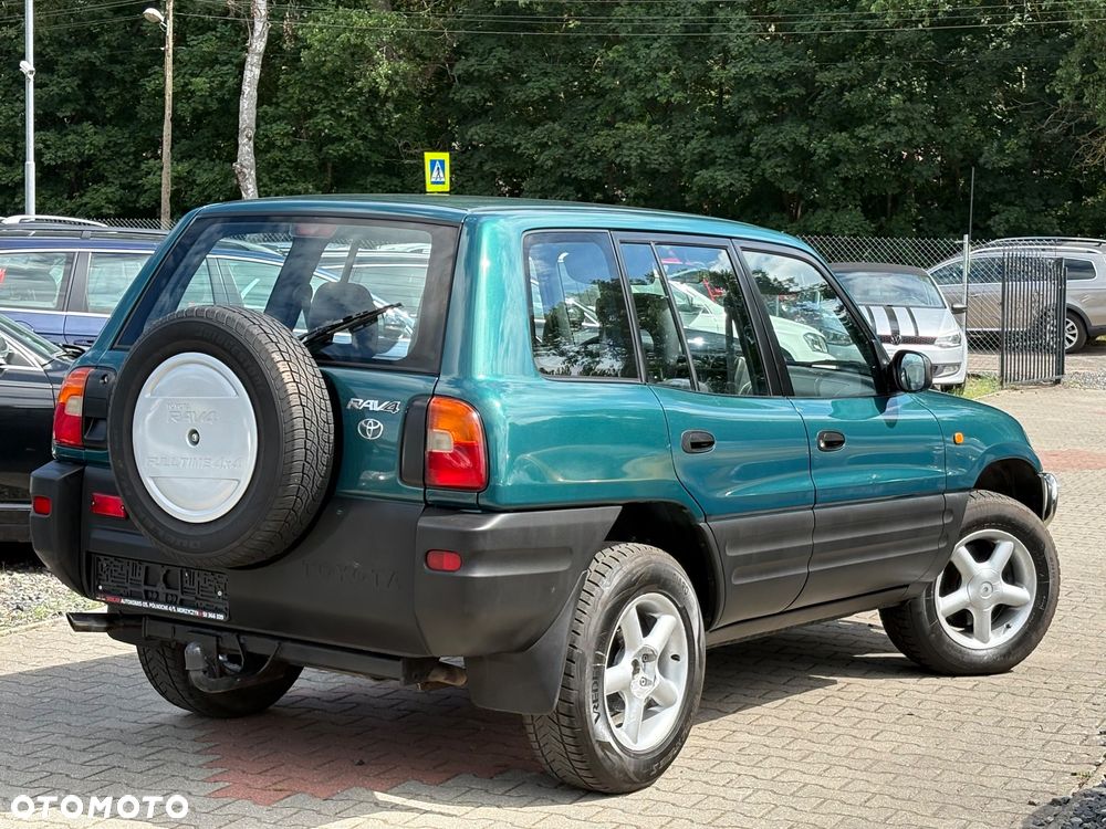 Toyota RAV4 4x4 - 6