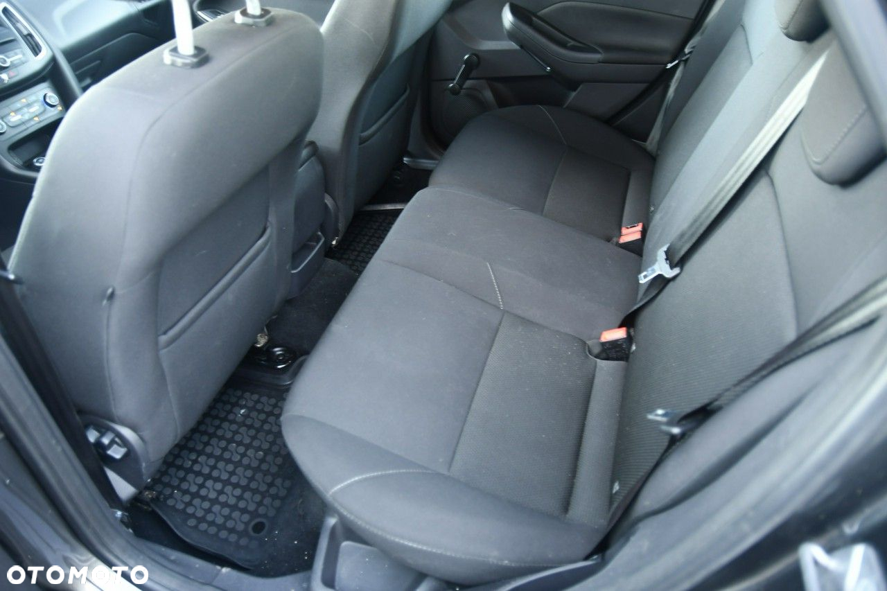Ford Focus - 18