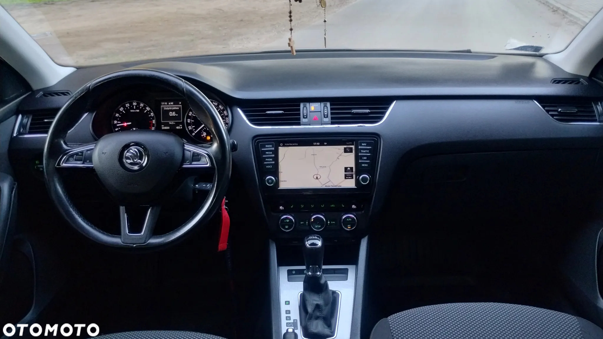 Skoda Octavia 2.0 TDI DSG Ambition - 22