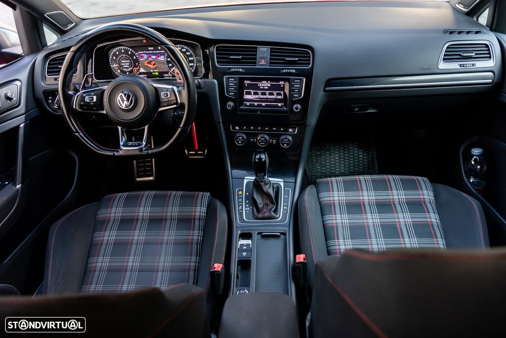 VW Golf GTI Performance BlueMotion DSG - 18