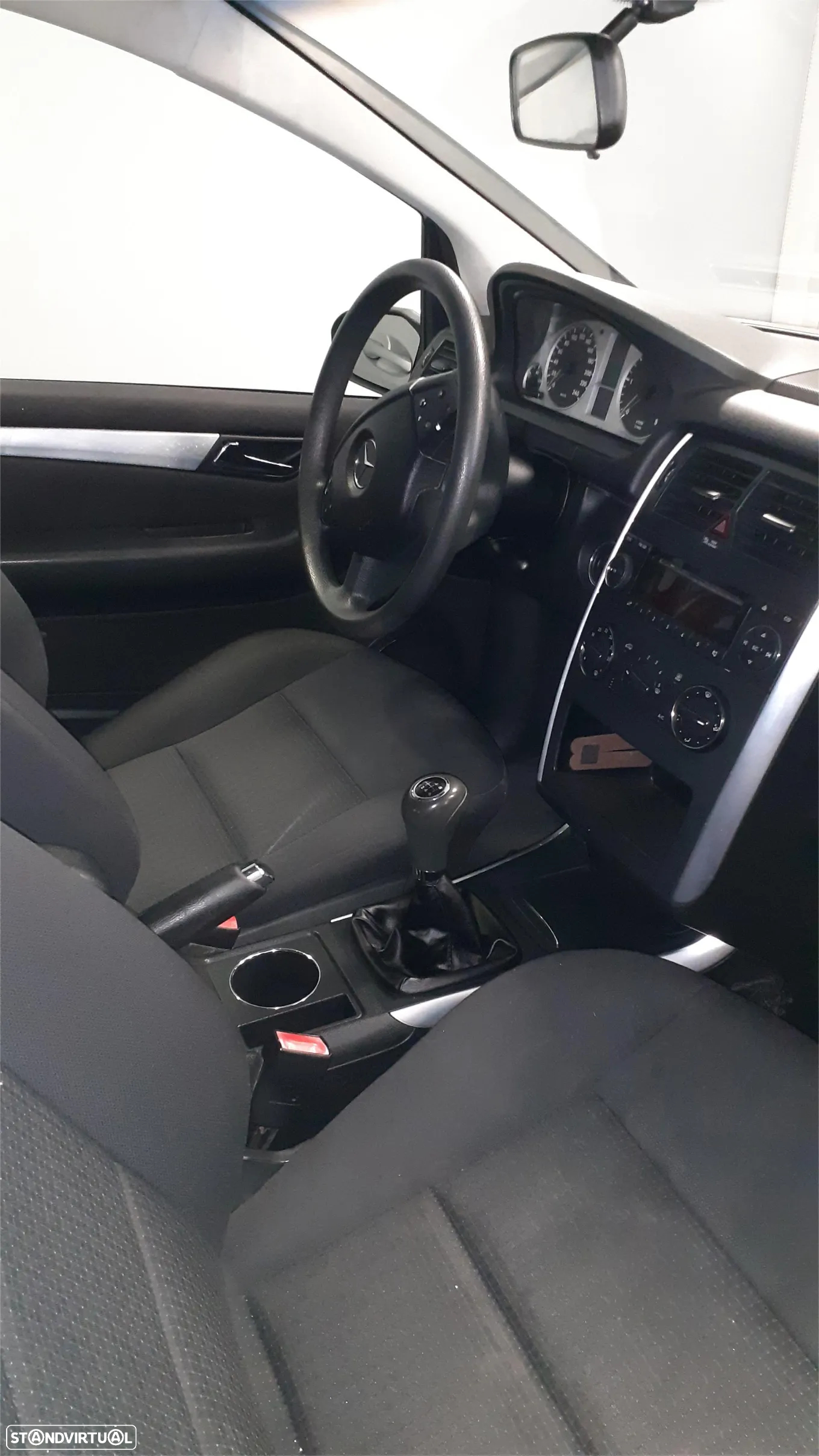 Mercedes-Benz B 180 CDi - 7