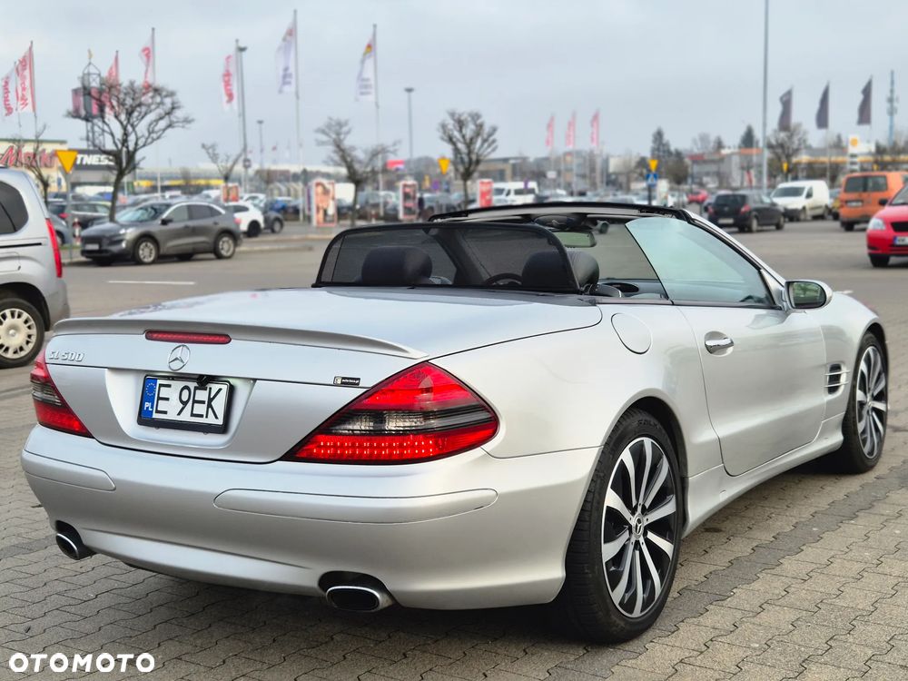 Mercedes-Benz SL - 40