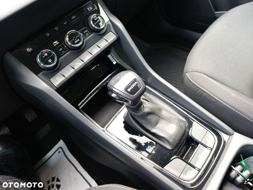 Skoda Karoq - 24