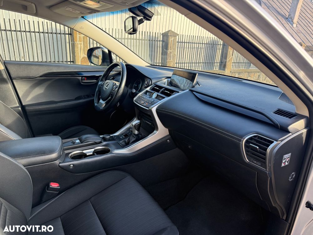 Lexus Seria NX 300h Business - 6