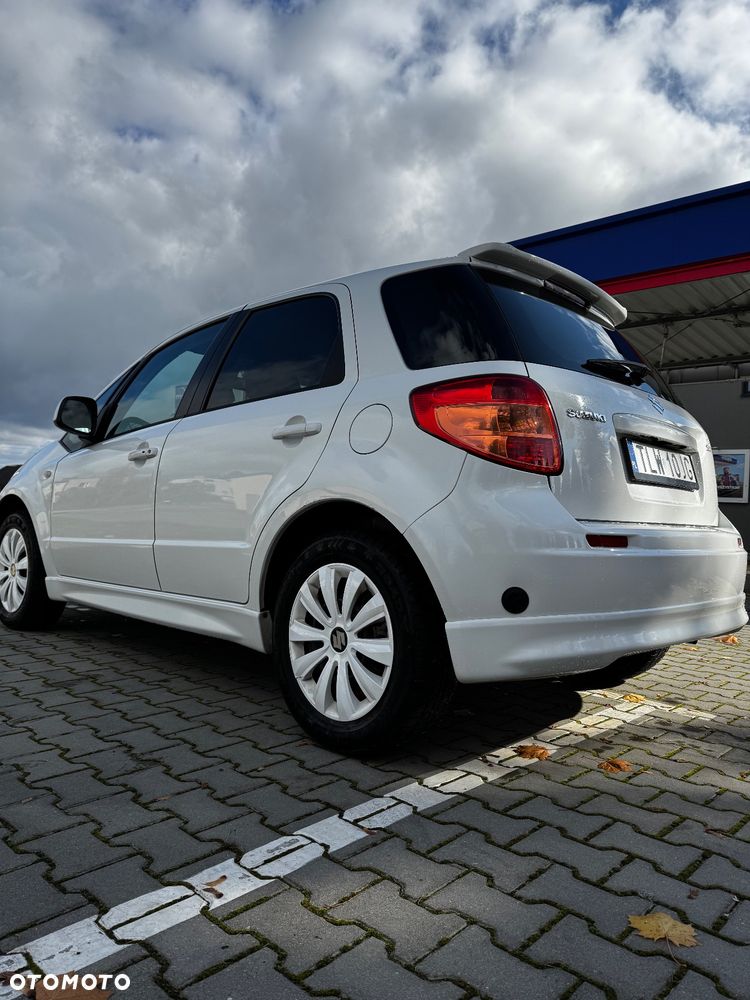 Suzuki SX4 - 7