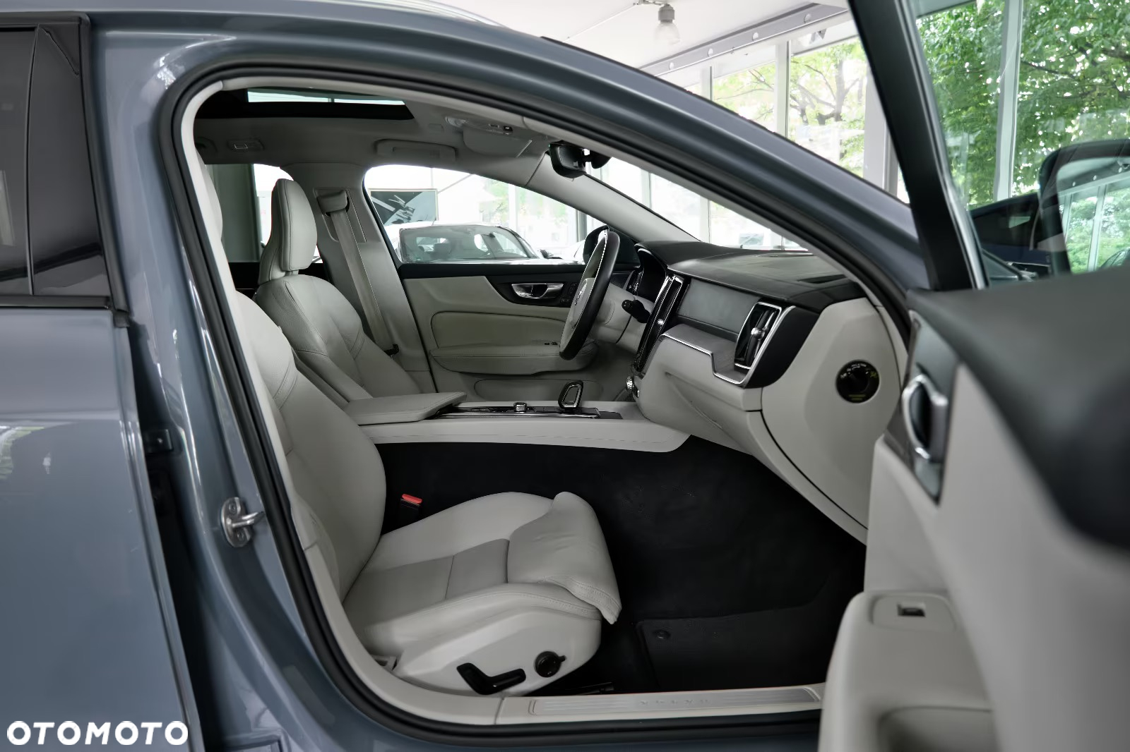 Volvo V60 Cross Country B4 D AWD Geartronic - 9