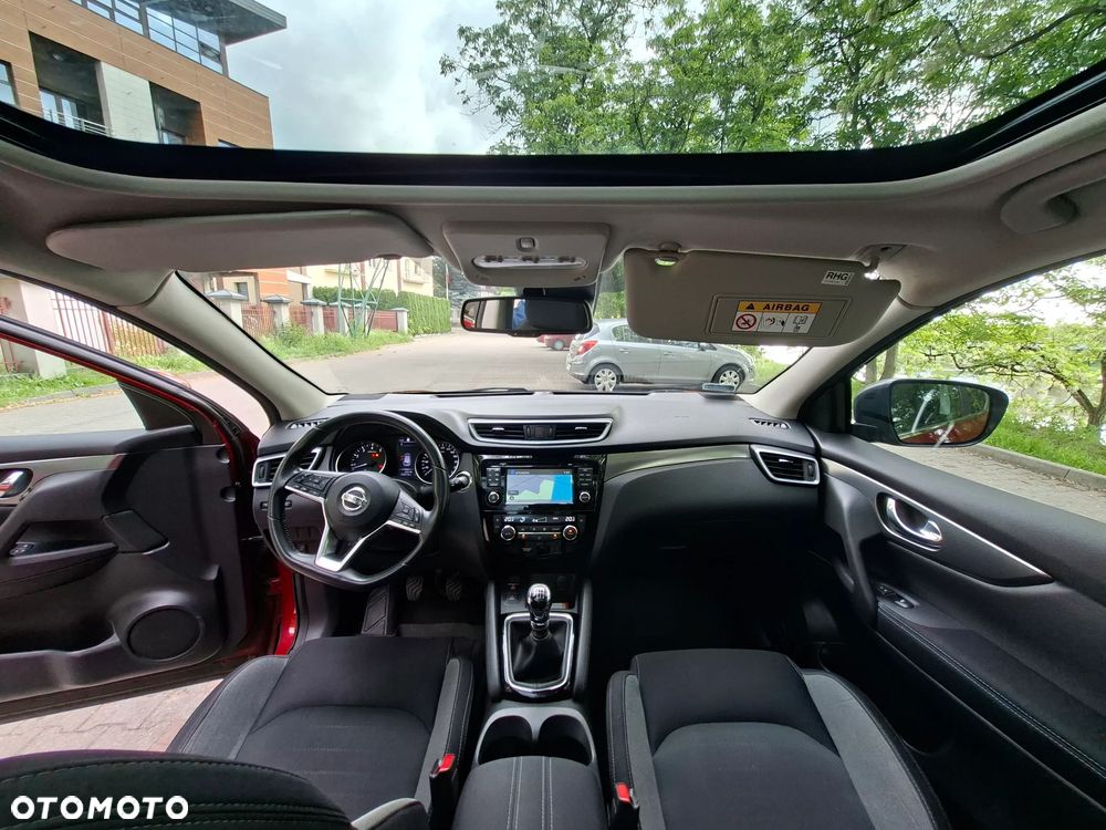 Nissan Qashqai 1.6 DIG-T N-Connecta - 15