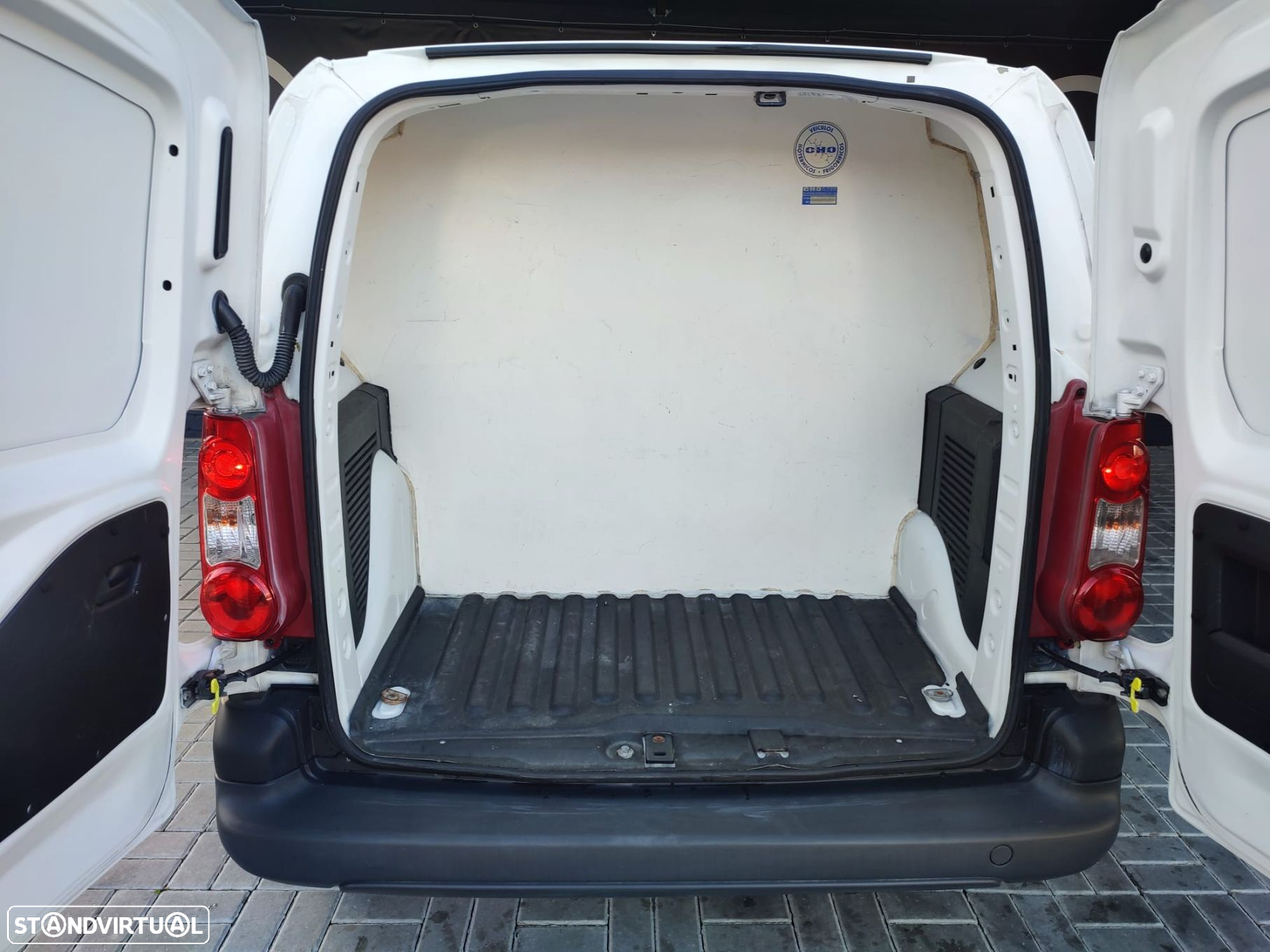 Peugeot Partner 1.6 HDi Confort Isótermica C/ Frio 90 Cv 2 Lug 5 Pts - 29