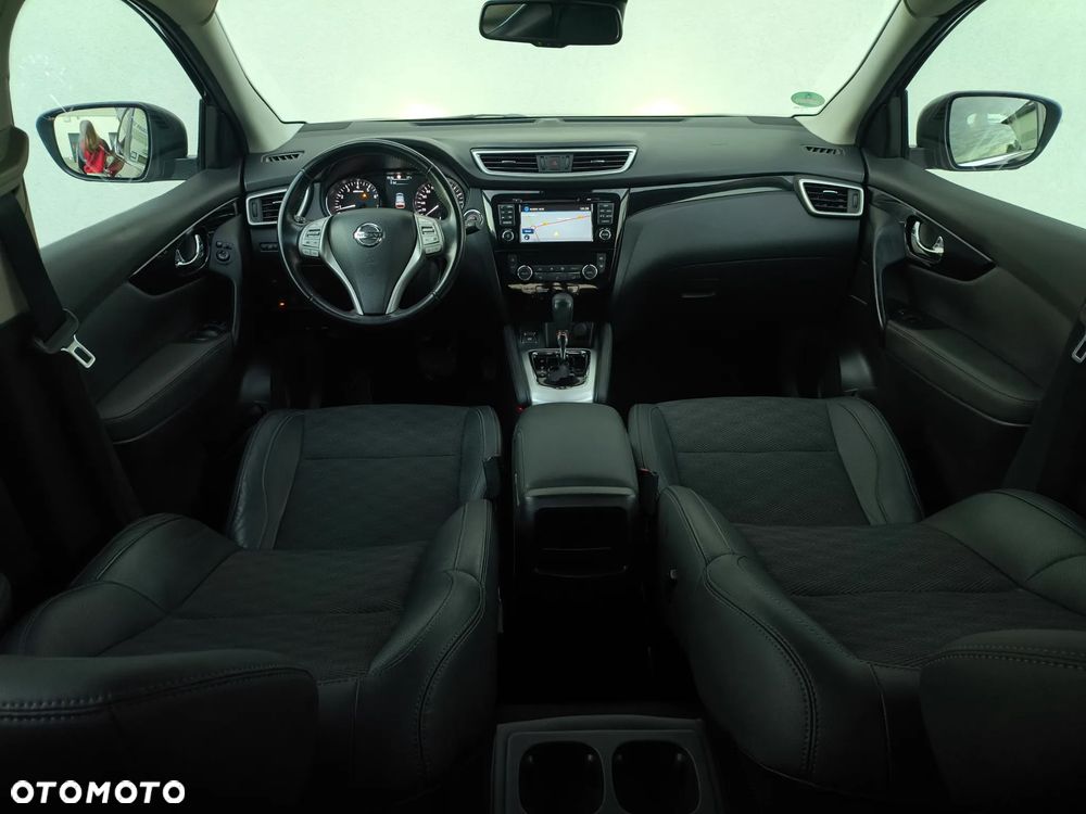 Nissan Qashqai 1.2 DIG-T Xtronic TEKNA+ - 24