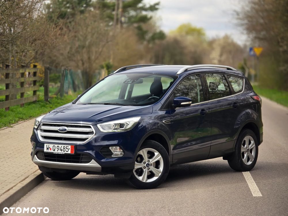 Ford Kuga 1.5 EcoBoost 2x4 Titanium - 2