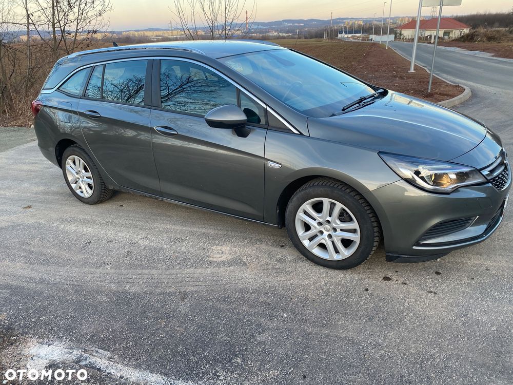 Opel Astra 1.6 D Start/Stop Business - 4