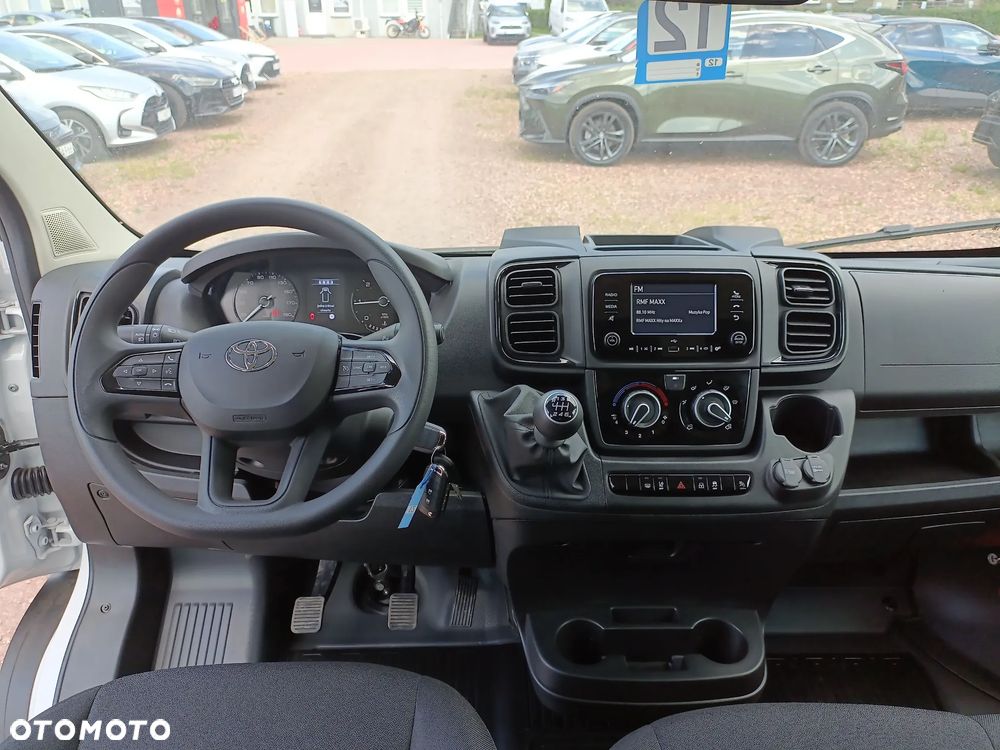 Toyota Proace Max - 16