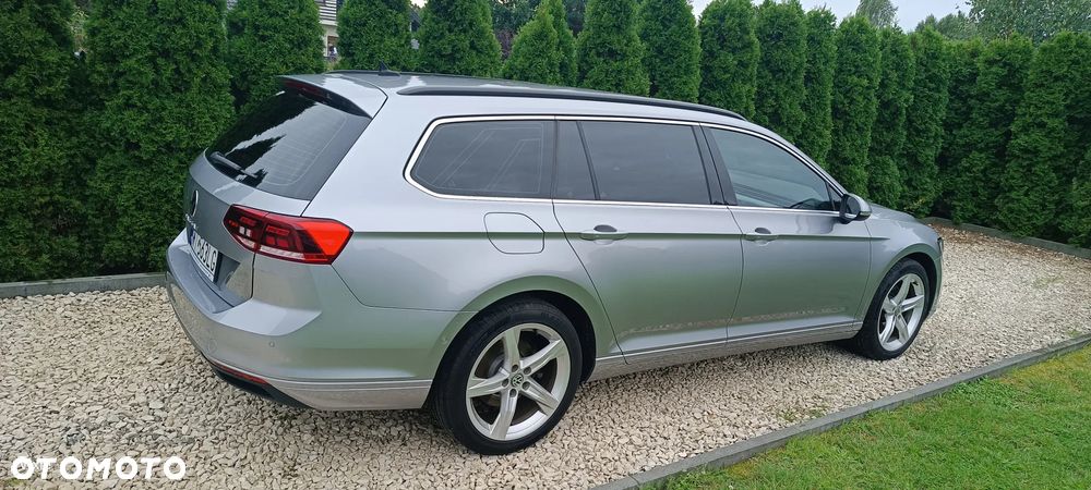Volkswagen Passat - 9