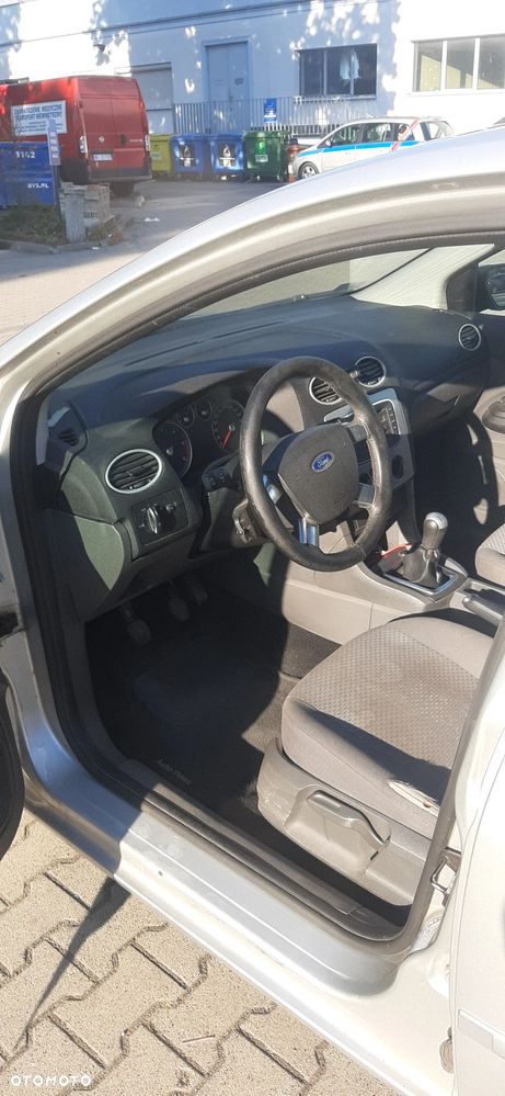 Ford Focus 1.6 TDCi Ambiente - 2