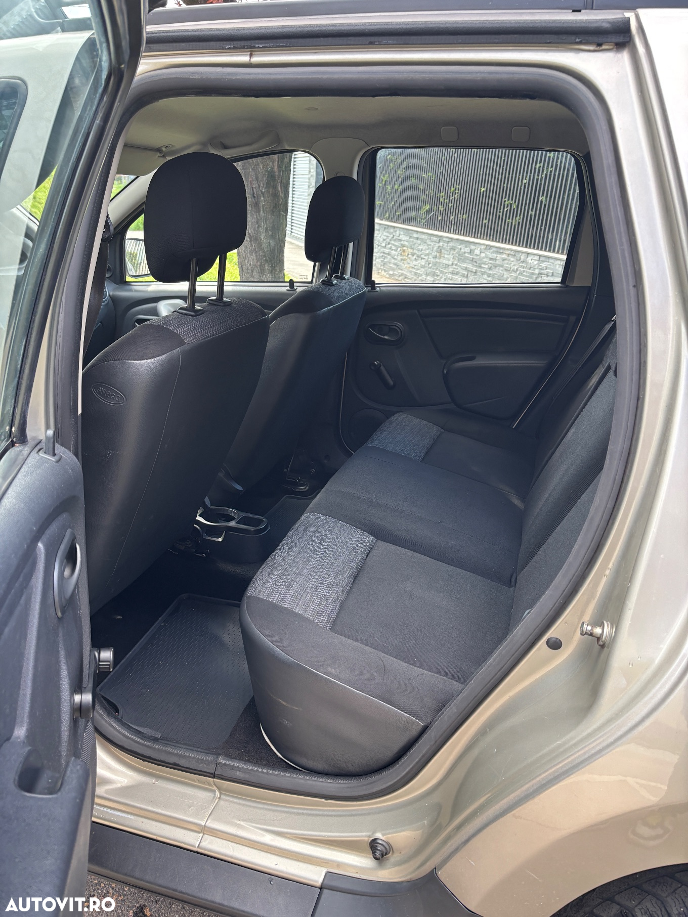 Dacia Duster dCi 90 2WD Essential - 13