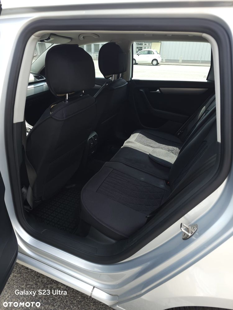 Volkswagen Passat 2.0 TDI Comfortline DSG - 20