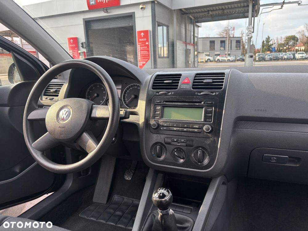 Volkswagen Golf - 30