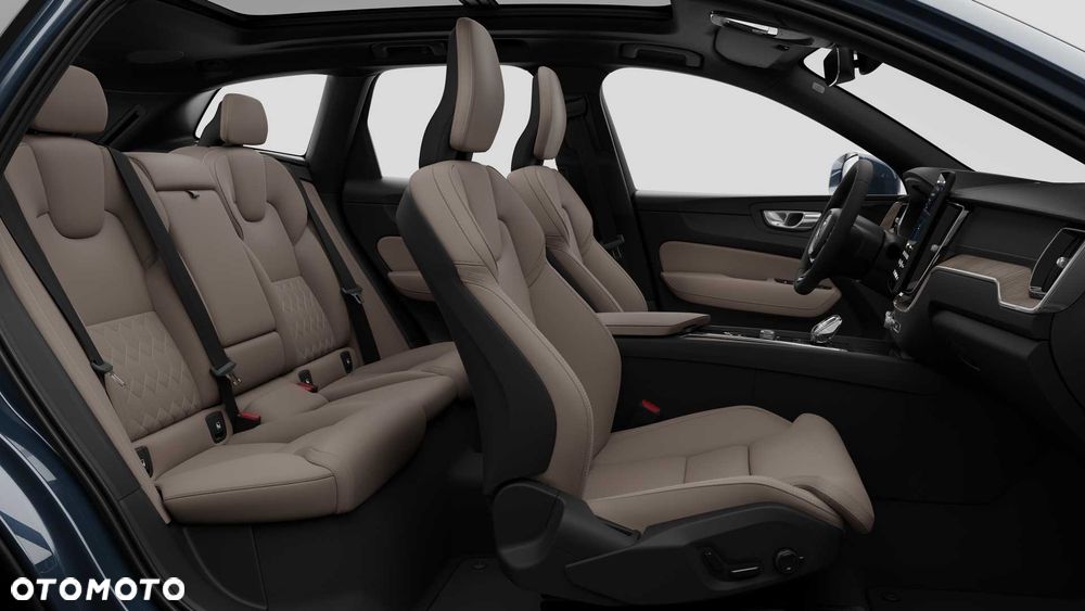 Volvo XC 60 B5 B AWD Ultra Bright - 3