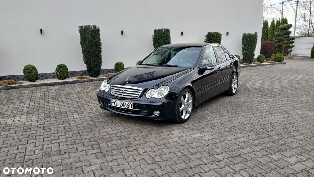 Mercedes-Benz Klasa C 180 Kompressor Avantgarde Sport Edition - 1