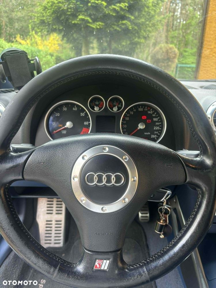 Audi TT Coupé 1.8T - 4