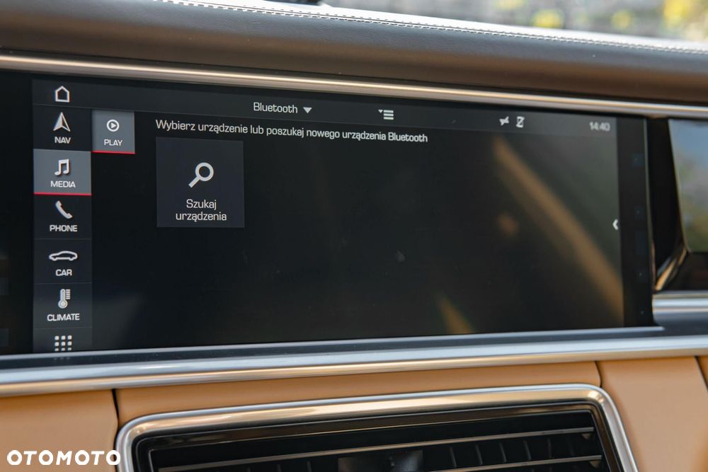 Porsche Panamera 4 E-Hybrid - 26