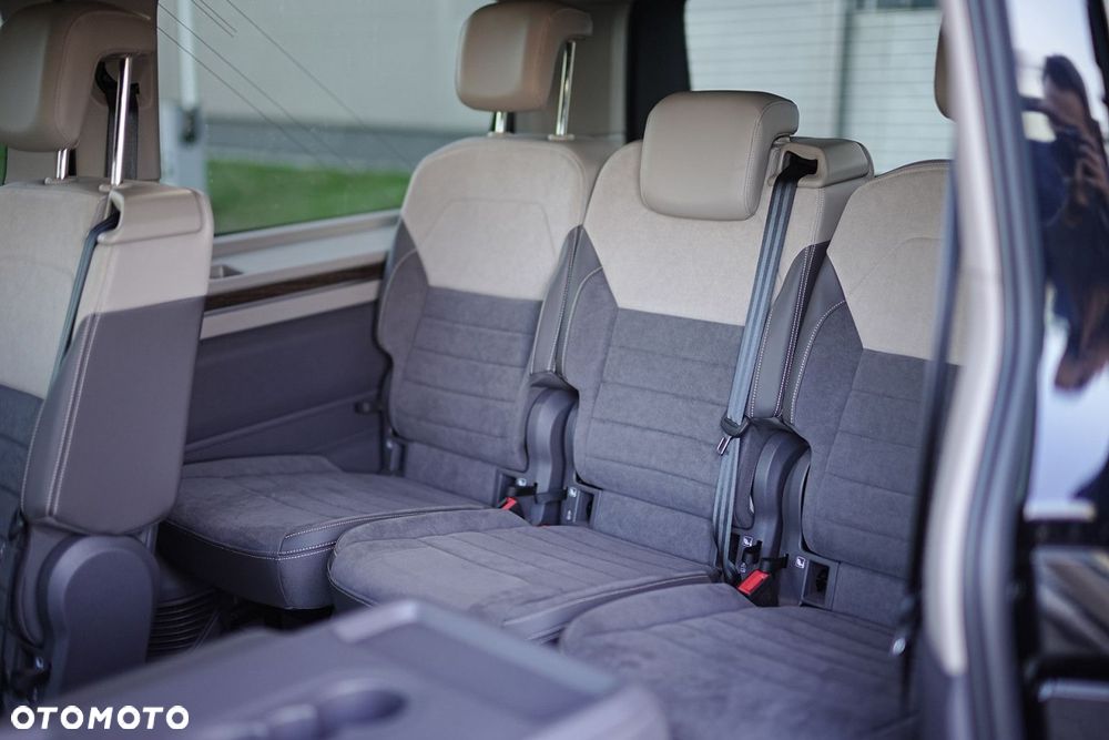 Volkswagen Multivan 2.0 TSI L2 Style DSG - 23