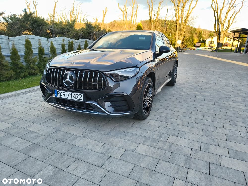 Mercedes-Benz GLC 300 4Matic 9G-TRONIC AMG Line Plus - 12