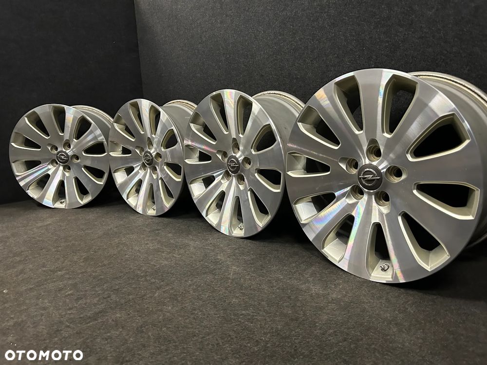Alufelgi Opel Insignia A 19 cali 5x120 4szt. Ładne z czujnikami! - 1