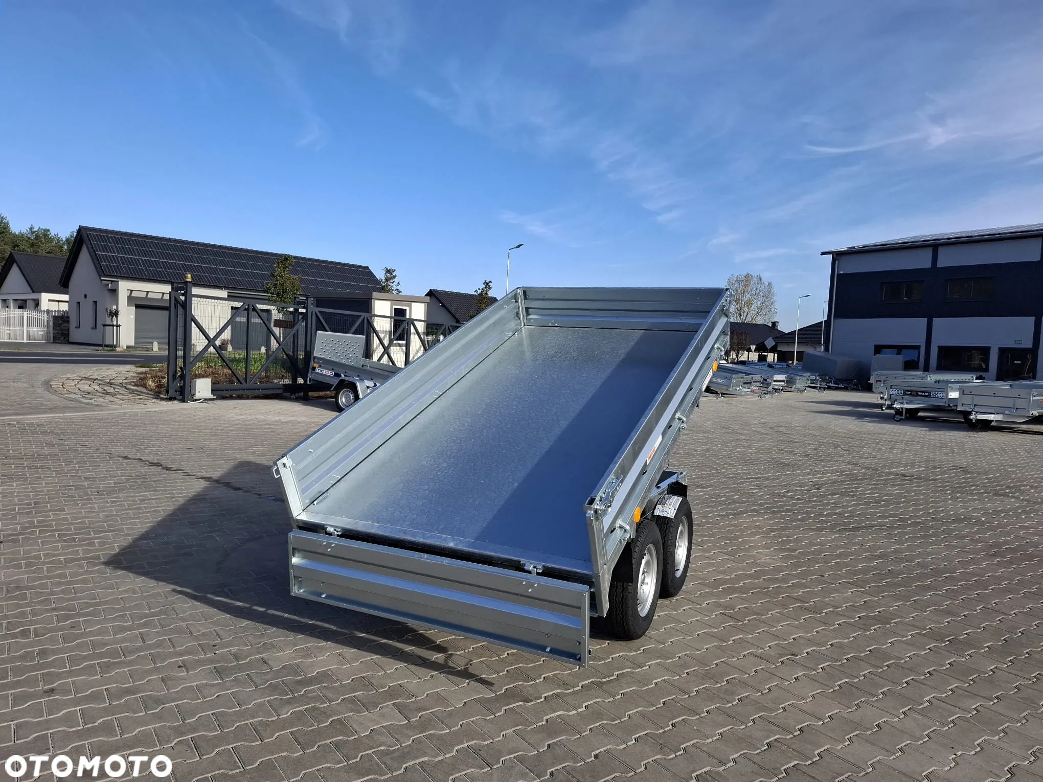 Neptun DOSTAWA! Przyczepa WYWROTKA wym. 256,5x148x30 Kiper HAMOWANA N20-420 2 kps PLATFORMA! Uchylana ręcznie lub za pomocą wkrętarki DMC 2700 kg GN251 - 5