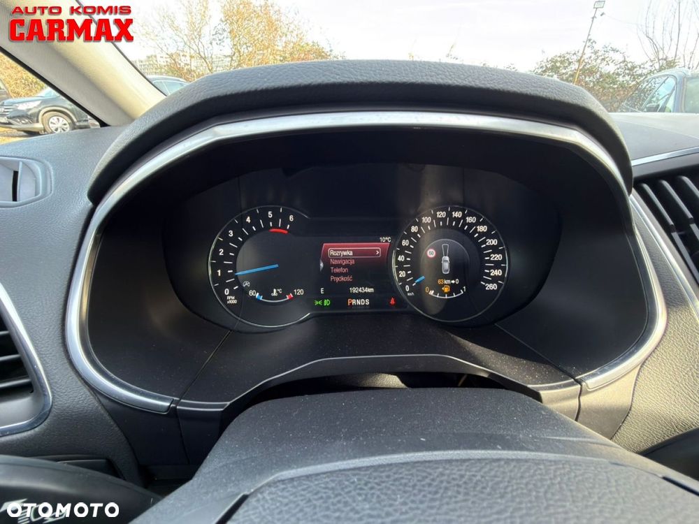 Ford S-Max - 25