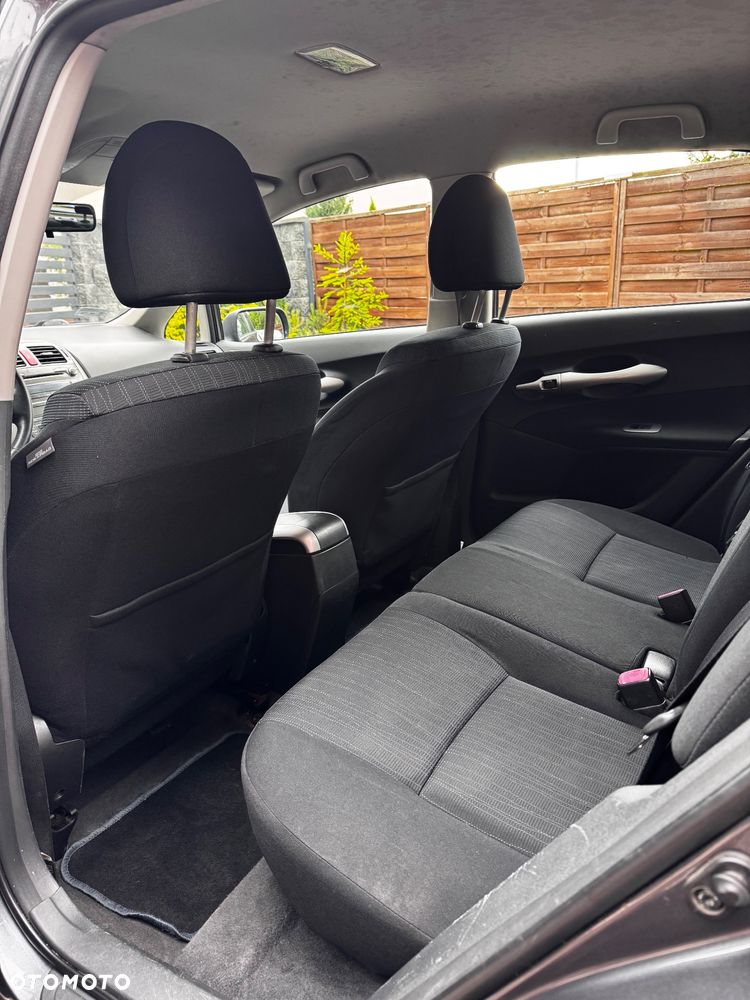 Toyota Auris 1.4 VVT-i Terra - 8