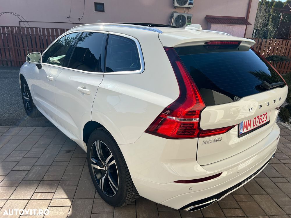 Volvo XC 60 D5 AWD Geartronic RDesign - 8
