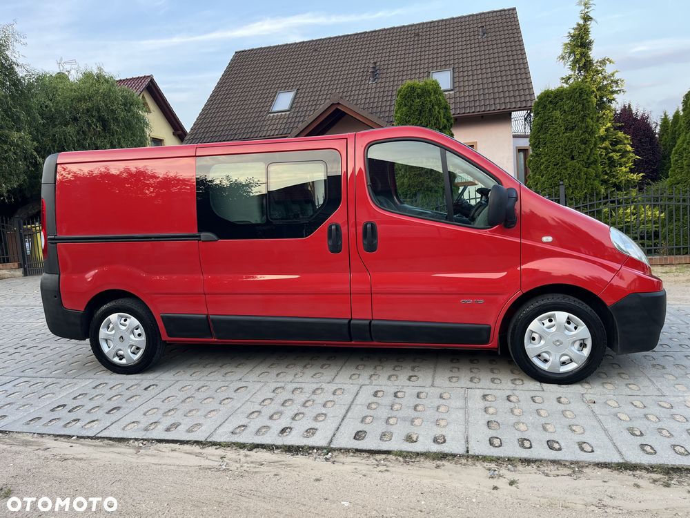 Renault Trafic LONG DOKA Holenderka 6 osobowy - 30