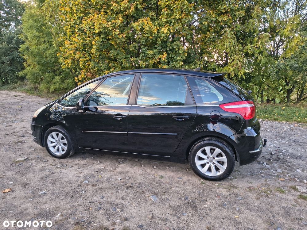 Citroen C4 Picasso 2010 photo 2