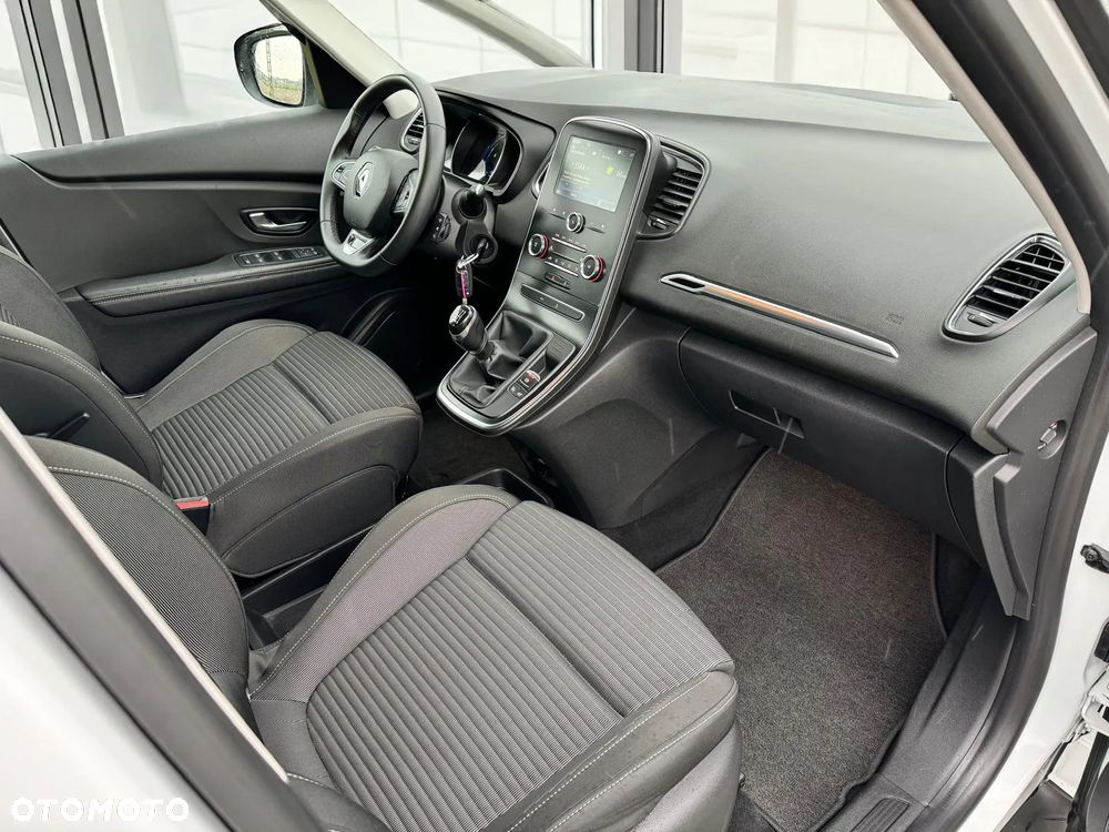 Renault Scenic - 18