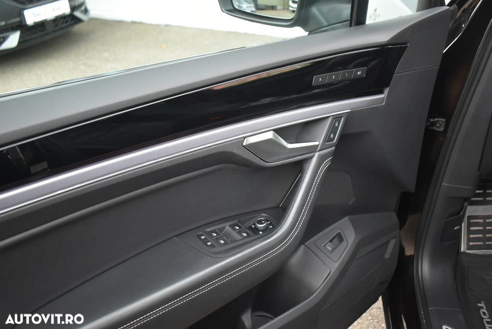 Volkswagen Touareg V6 TDI R-Style - 11