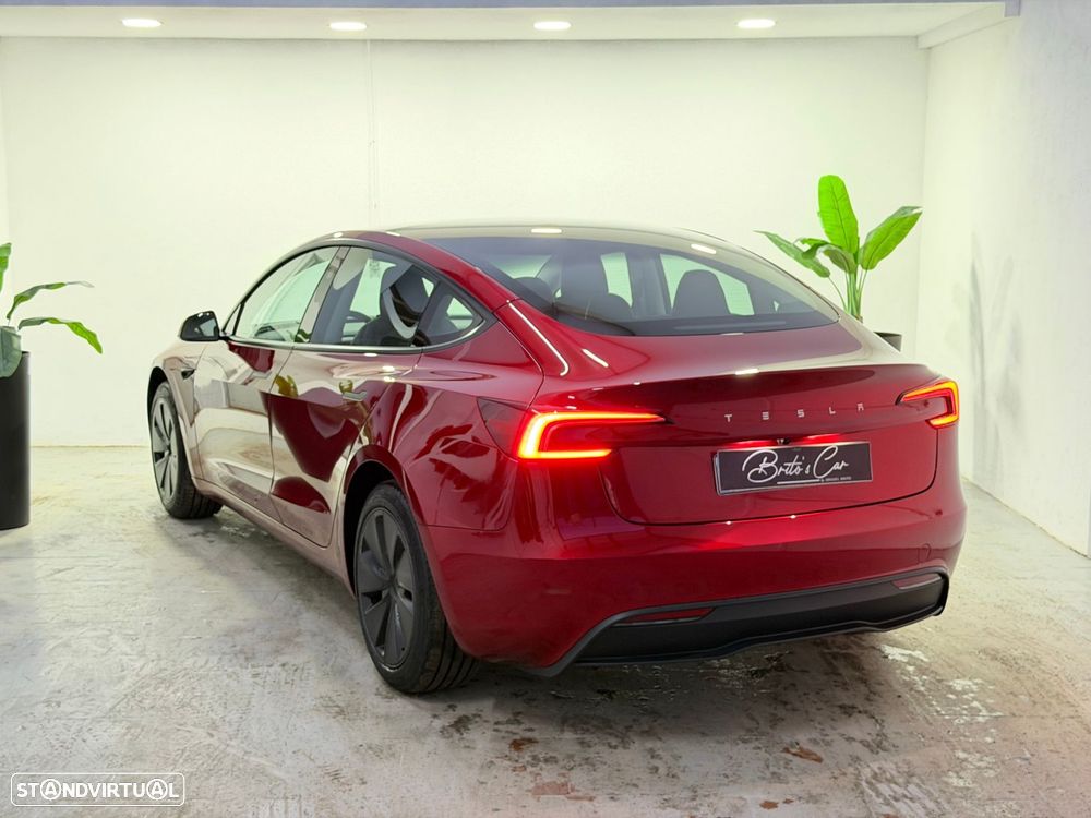 Tesla Model 3 Long Range Tração Traseira - 4