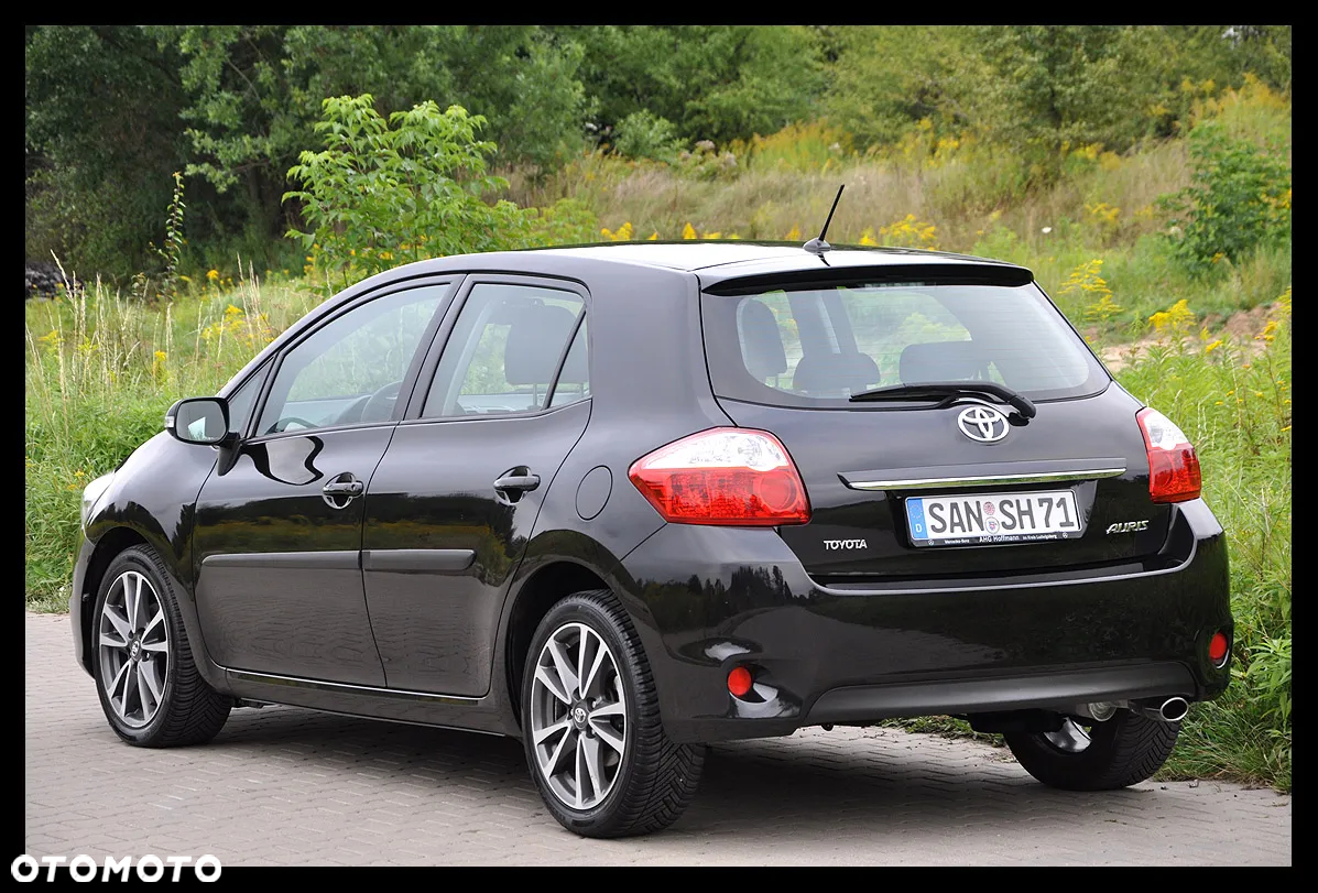 Toyota Auris 1.6 Edition - 16