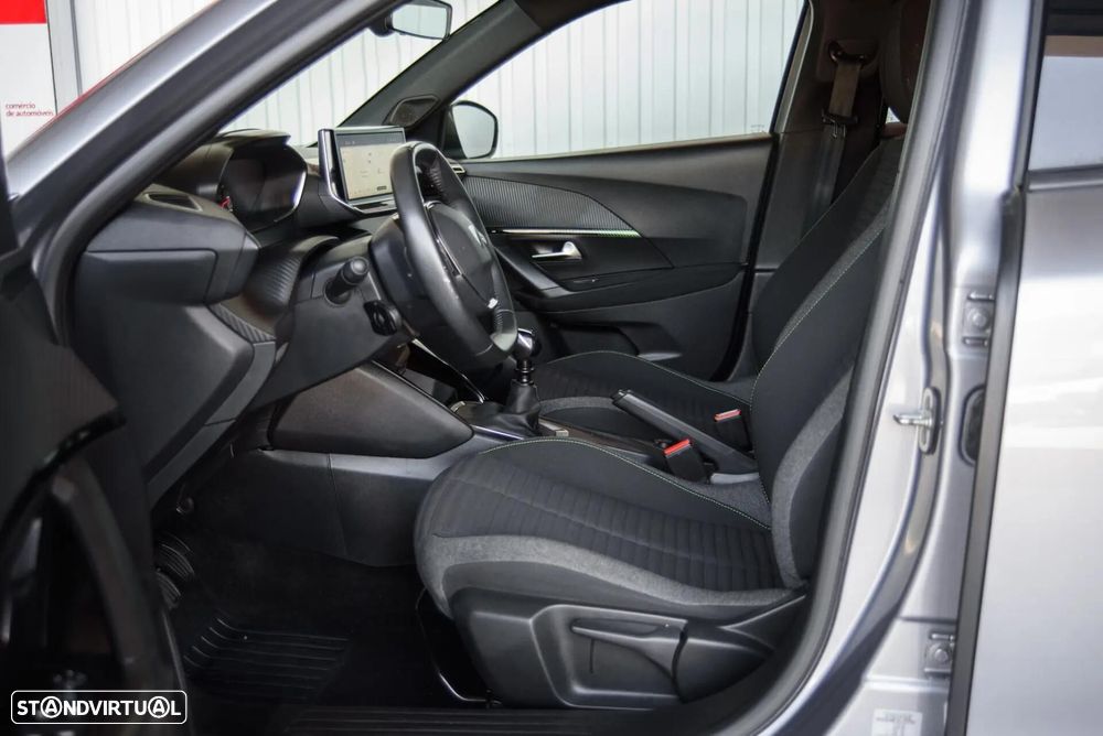 Peugeot 2008 1.2 PureTech Active - 26