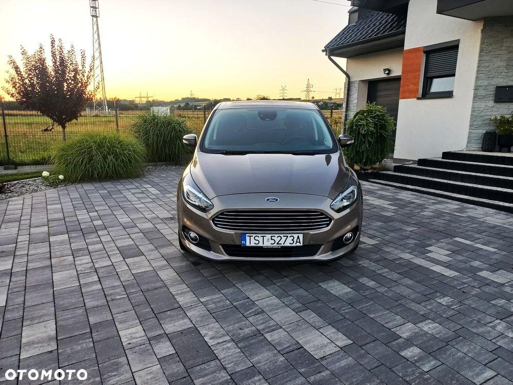 Ford S-Max 2.0 EcoBlue Titanium - 2