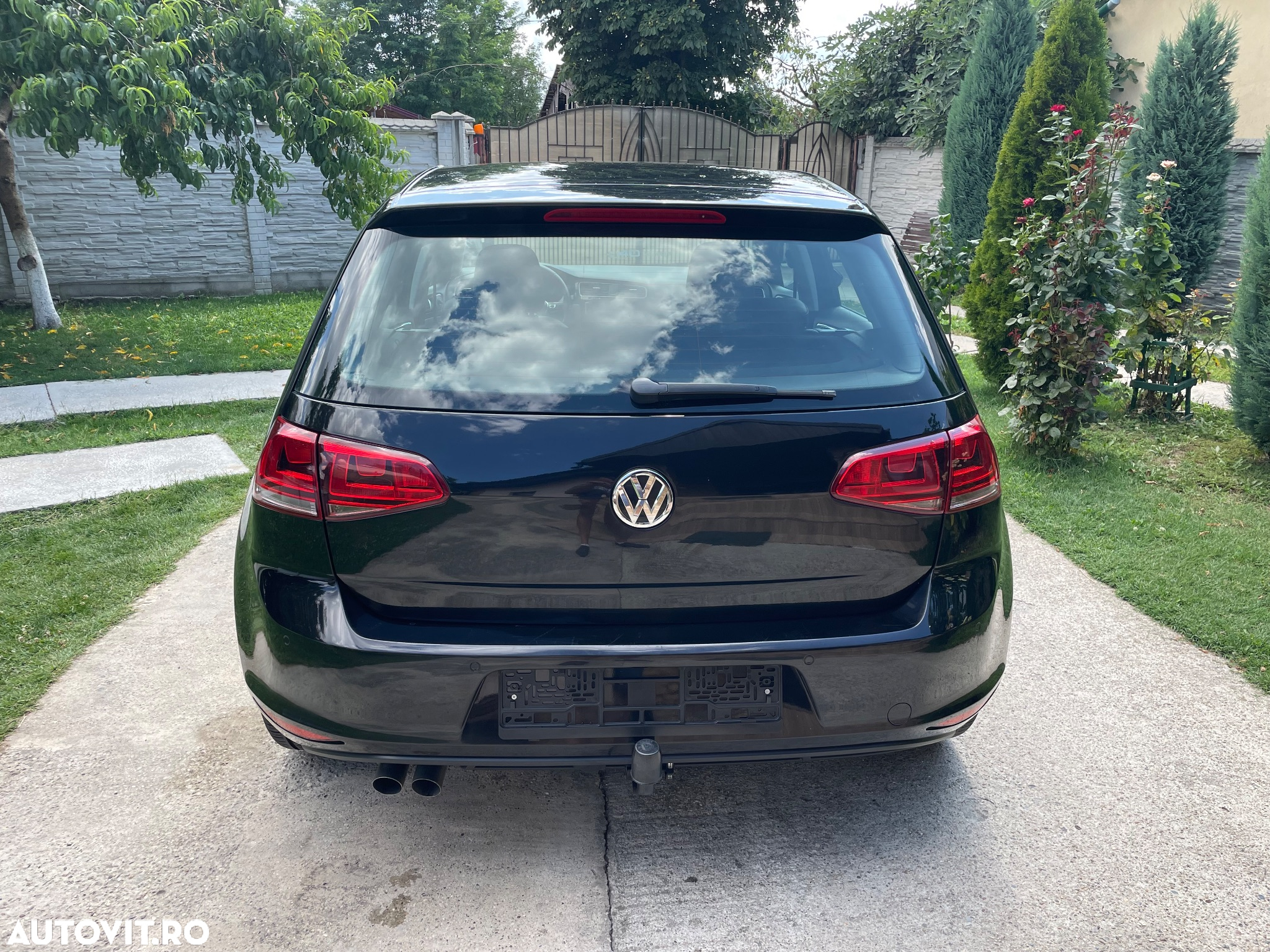 Volkswagen Golf - 11