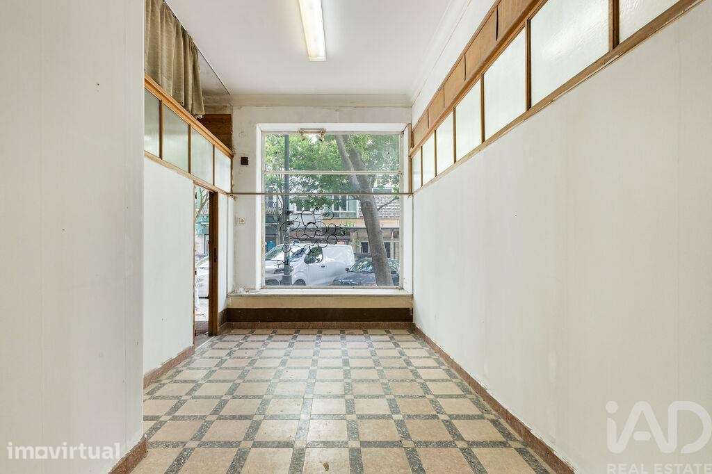 Loja / Estabelecimento Comercial T2 em Arroios de 290,00 m2 - Grande imagem: 2/12