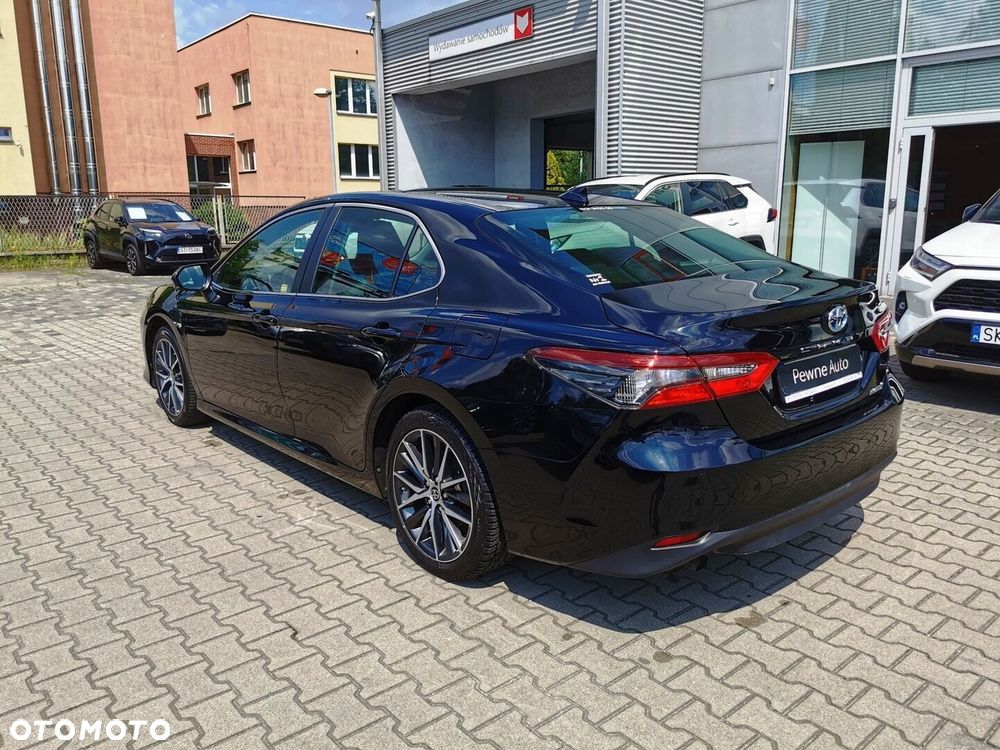Toyota Camry 2.5 Hybrid Prestige CVT - 3