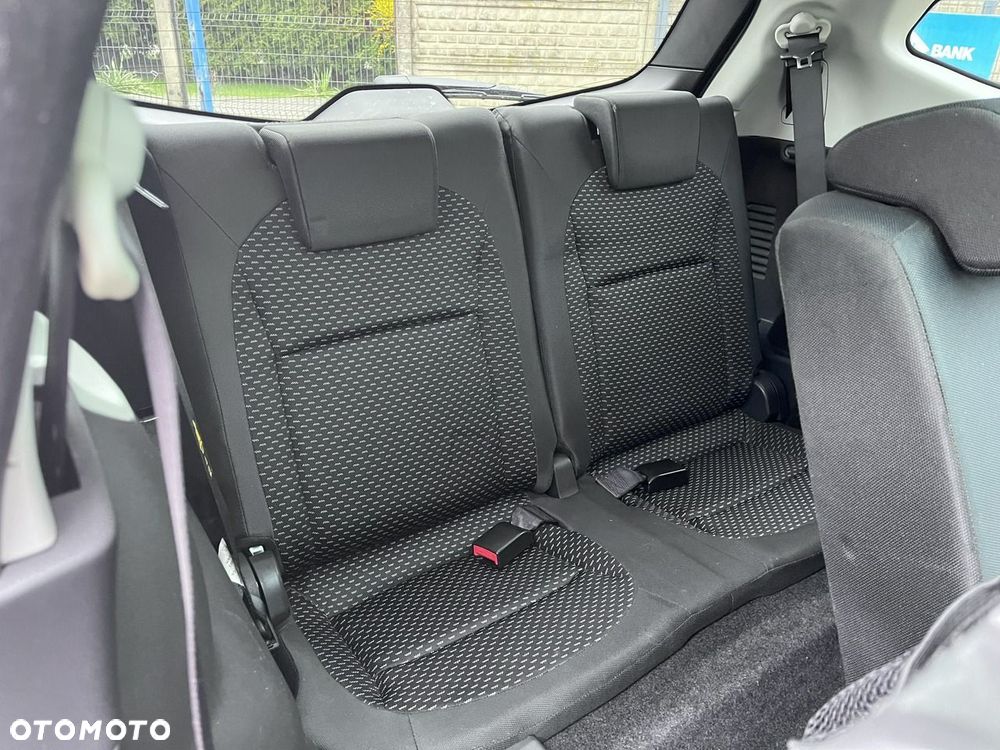 Nissan Qashqai+2 2.0 dCi 4x4 Acenta EU5 - 28