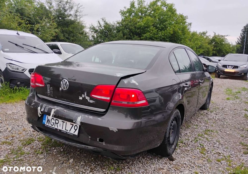 Volkswagen Passat - 5