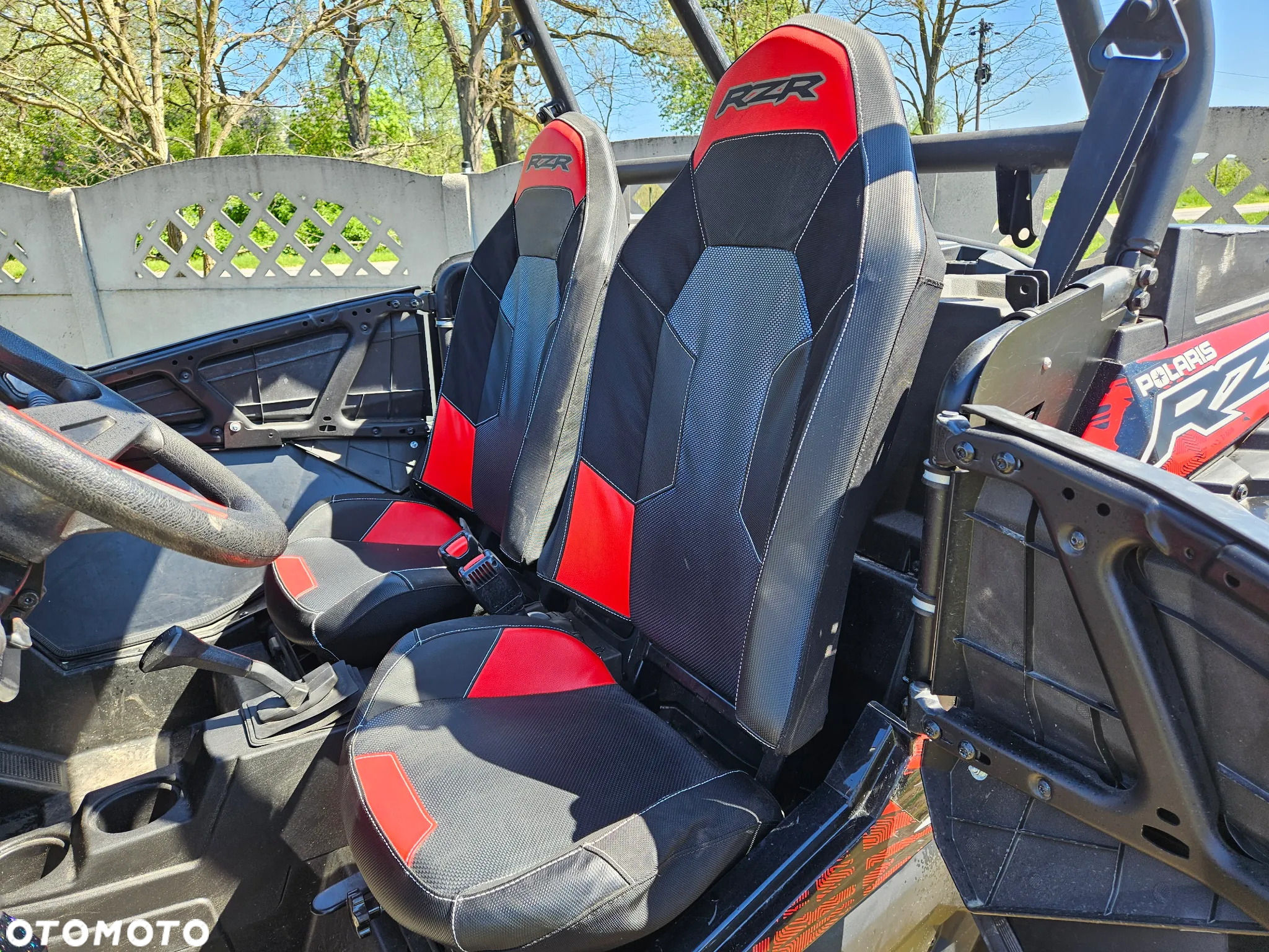 Polaris RZR - 9