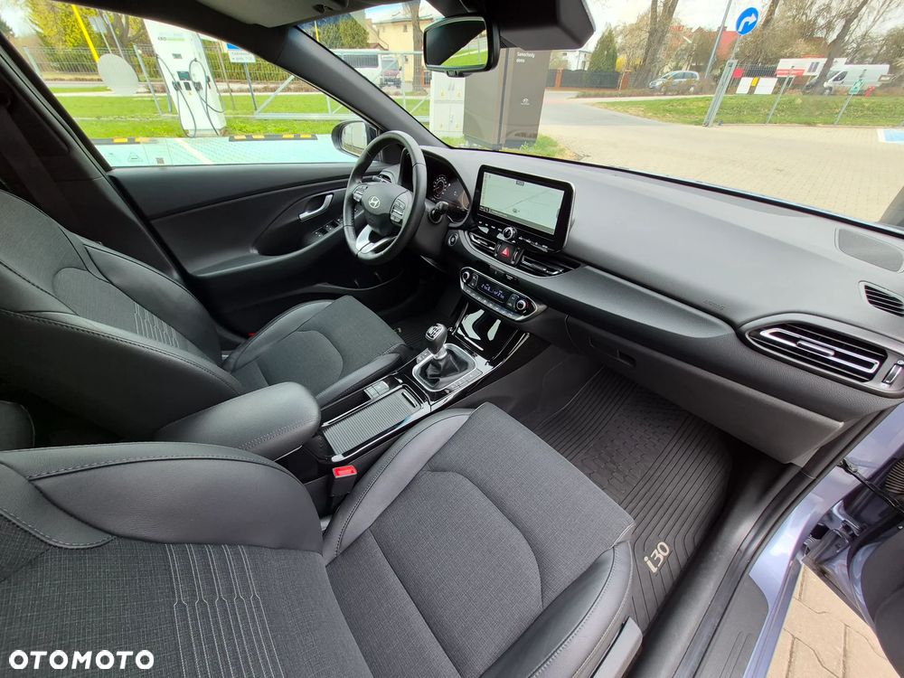 Hyundai i30 1.5 T-GDI 48V Smart - 14